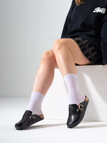 Croc-Embossed Buckle Clogs - BLACK