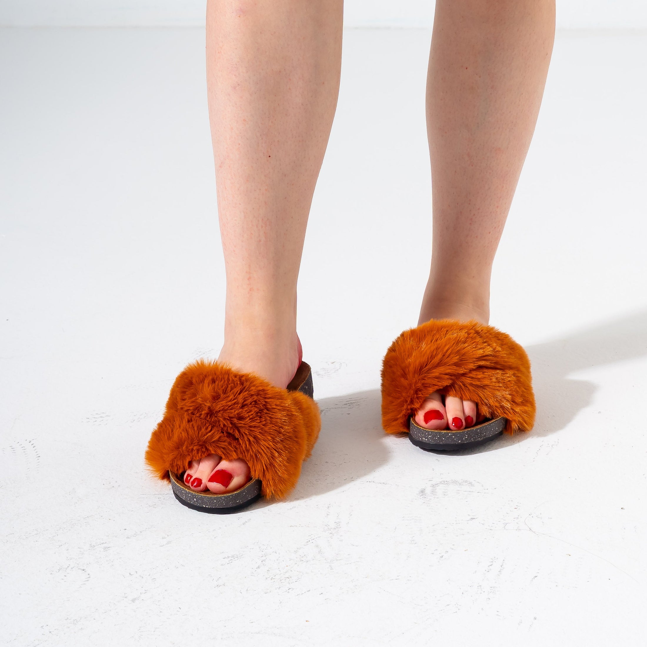 Faux Fur Criss-Cross - CAMEL