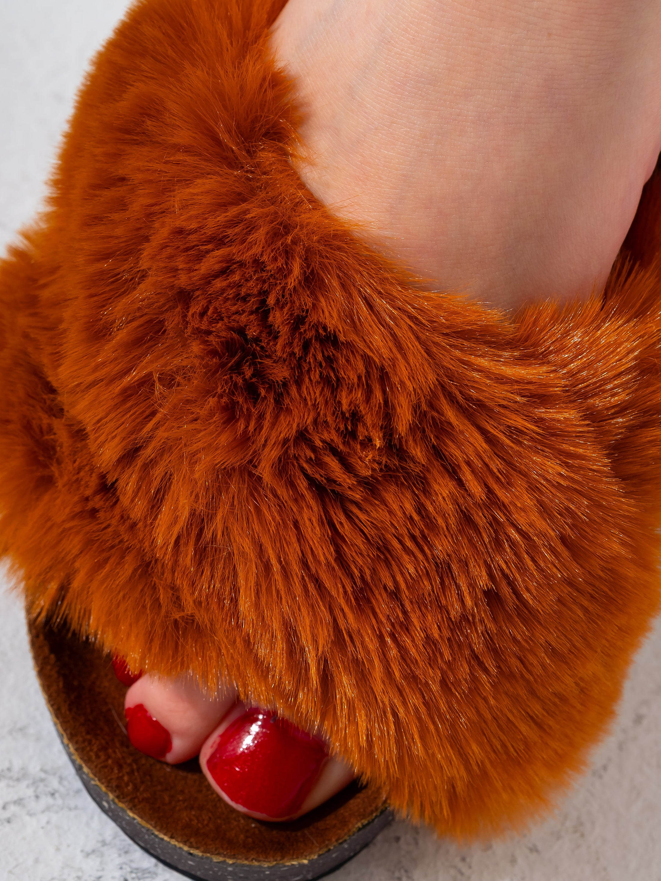 Faux Fur Criss-Cross - CAMEL