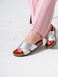 Load image into Gallery viewer, Shimmering Wrap Comfort - SILVER
