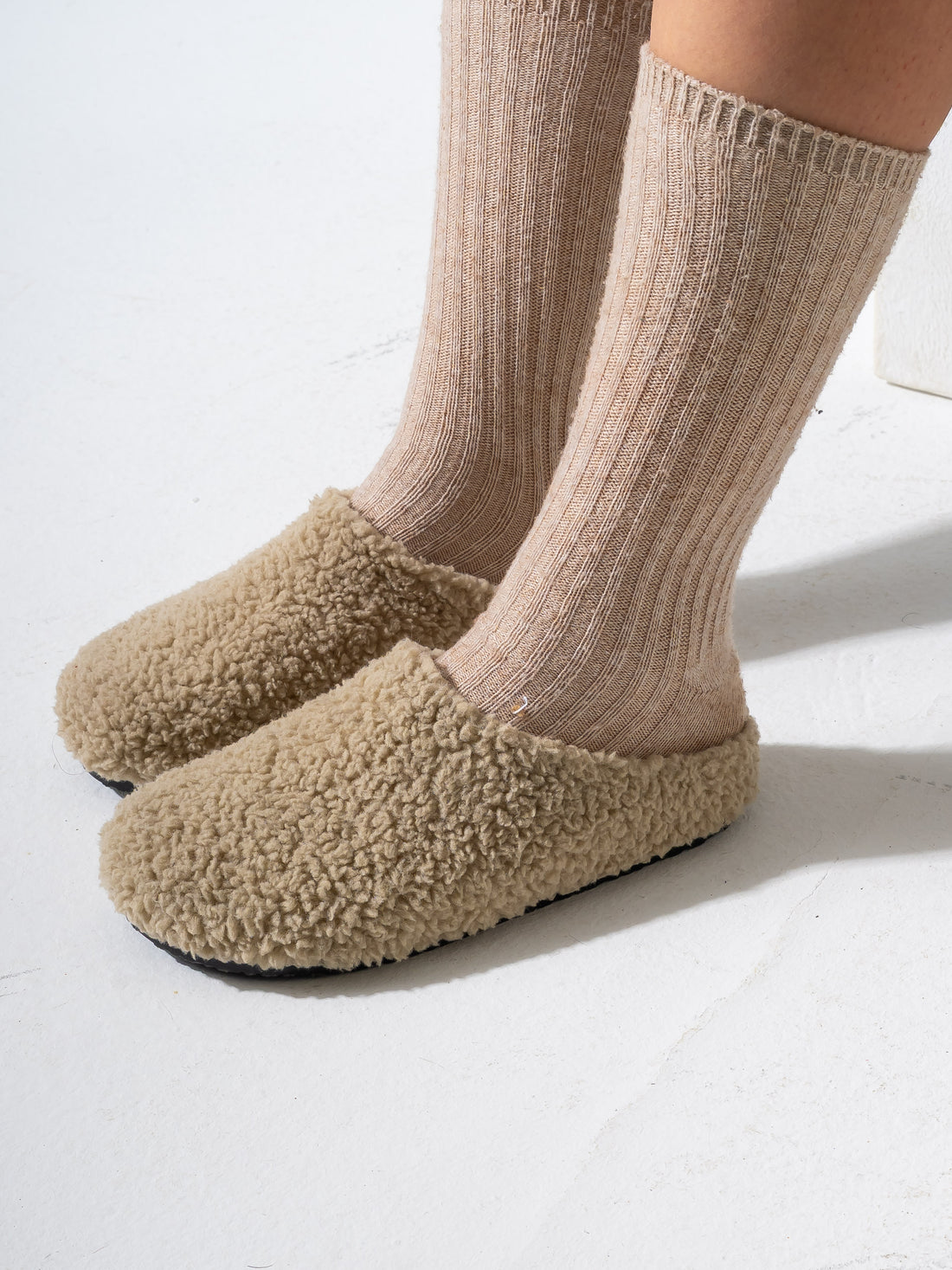 Teddy Fleece Clogs - BEIGE