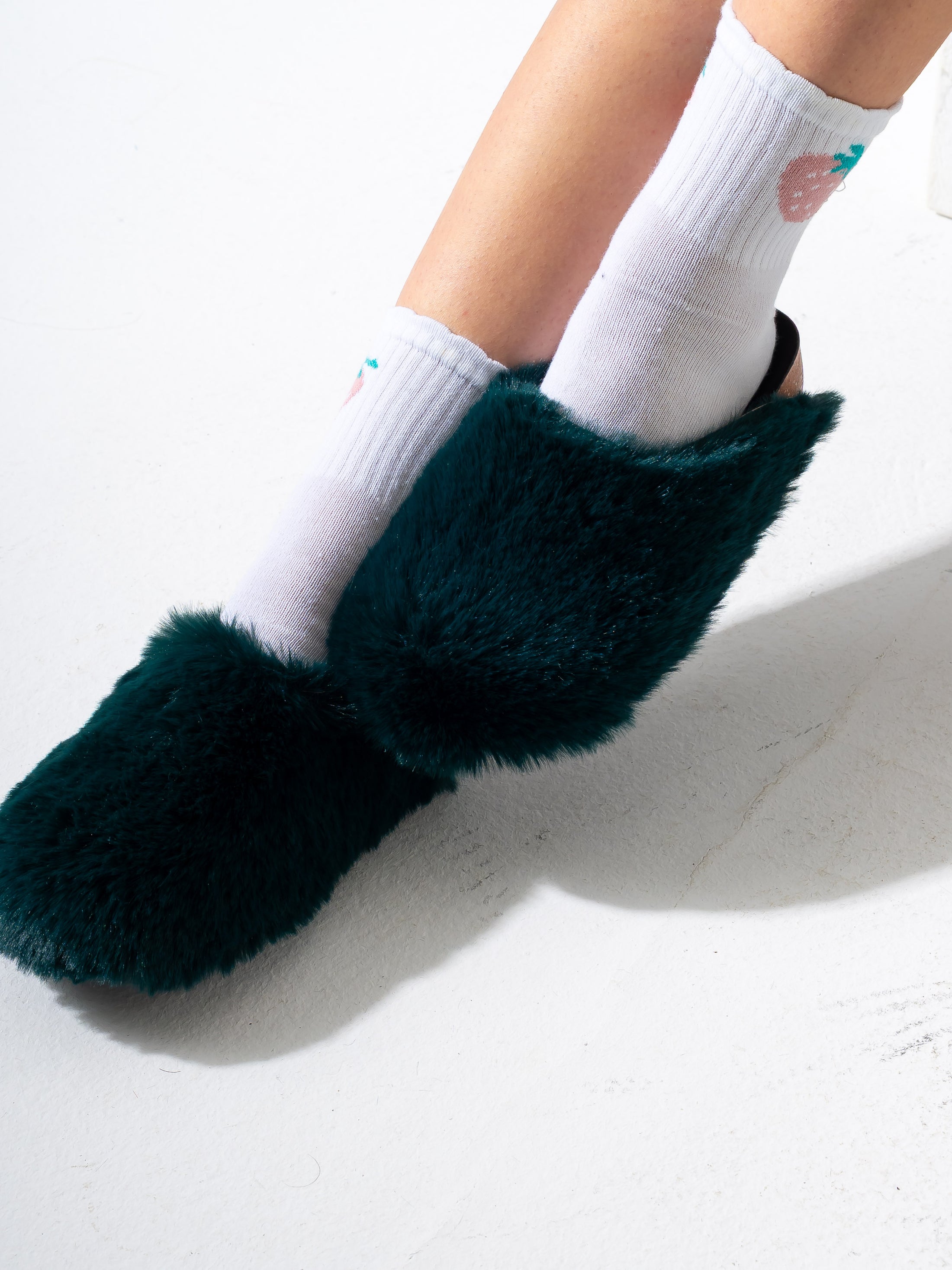 Faux Fur Fluffy Round Toe Clogs - DARK GREEN