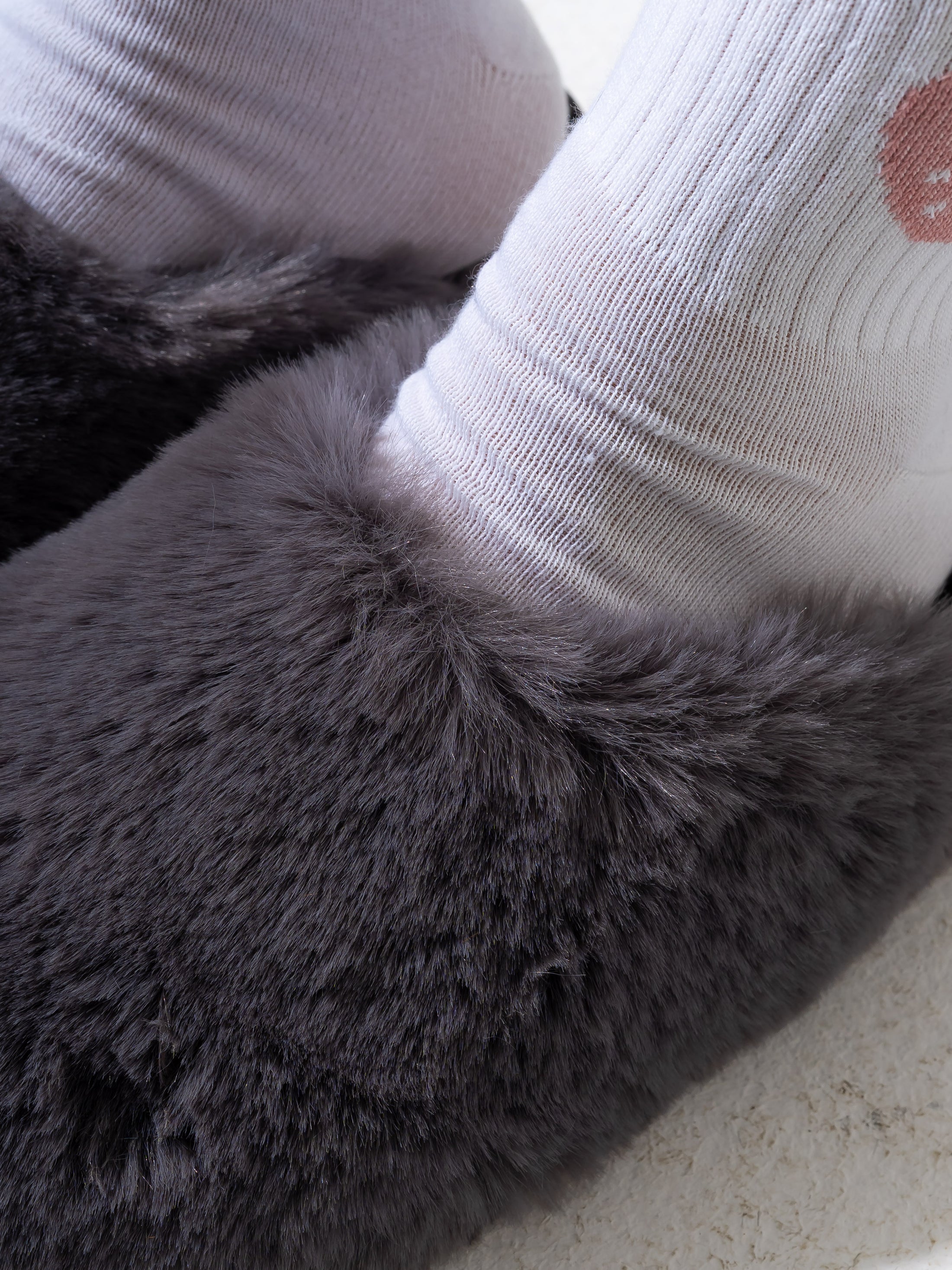Faux Fur Fluffy Round Toe Clogs - GRAY
