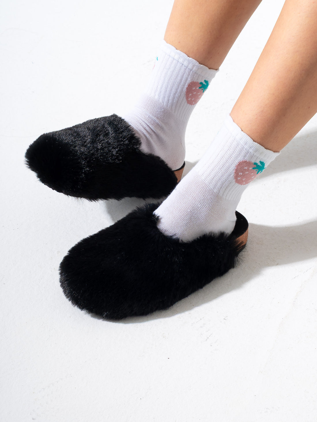 Faux Fur Fluffy Round Toe Clogs - BLACK