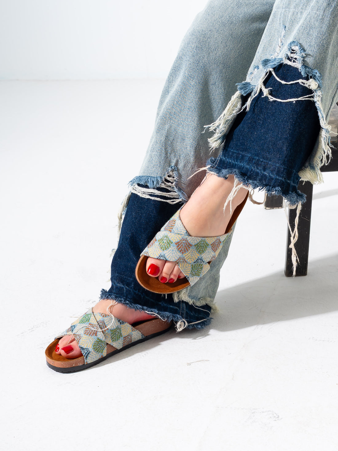 Ethnic Patterned Cross-Strap Slides - GREEN