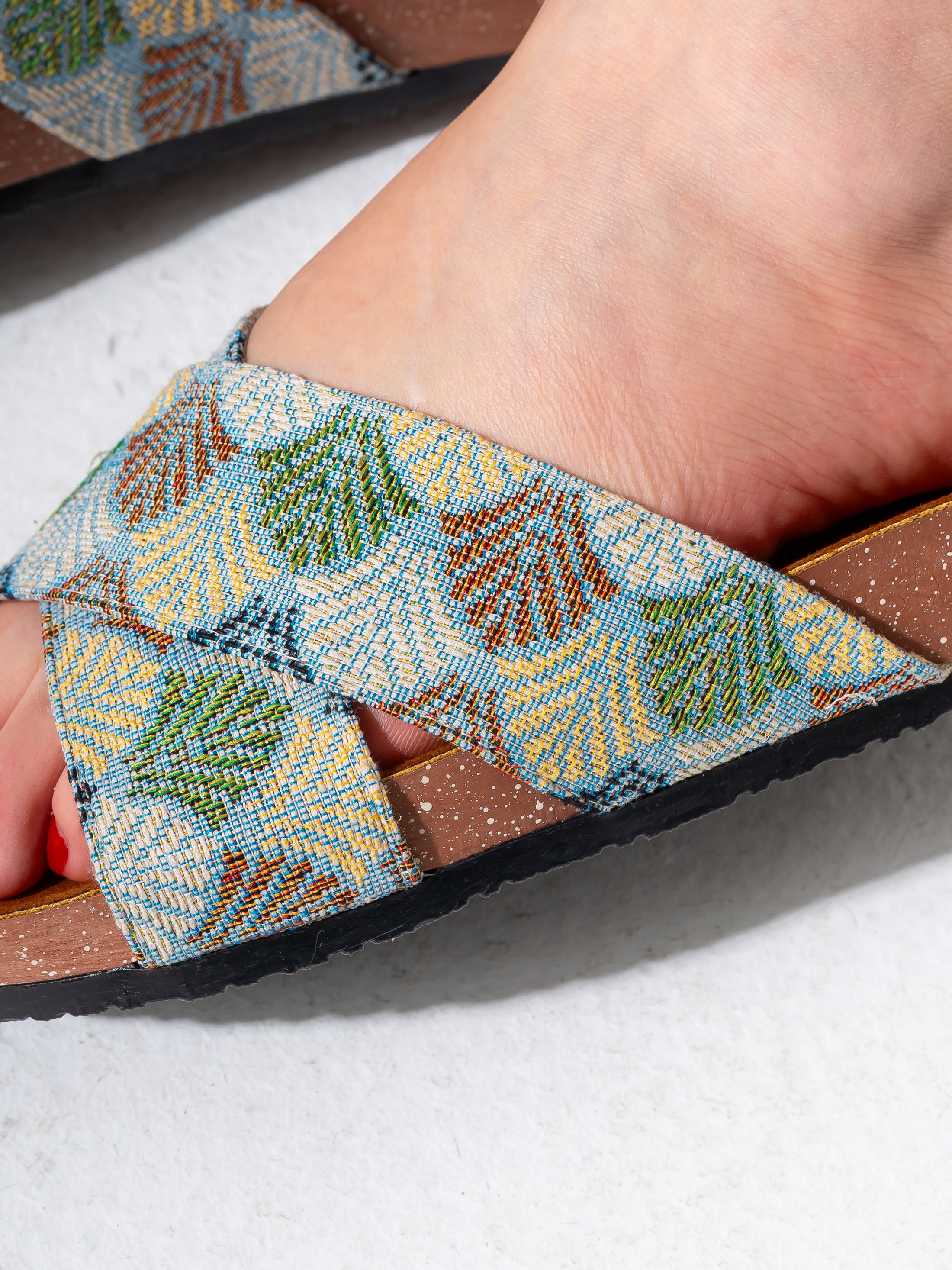 Ethnic Patterned Cross-Strap Slides - GREEN