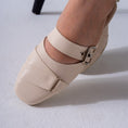 Load image into Gallery viewer, The Crisscross Mule-beige

