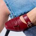 Load image into Gallery viewer, The Crisscross Mule-marron

