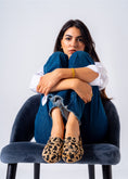 Load image into Gallery viewer, Leopard-Print Flat-beige
