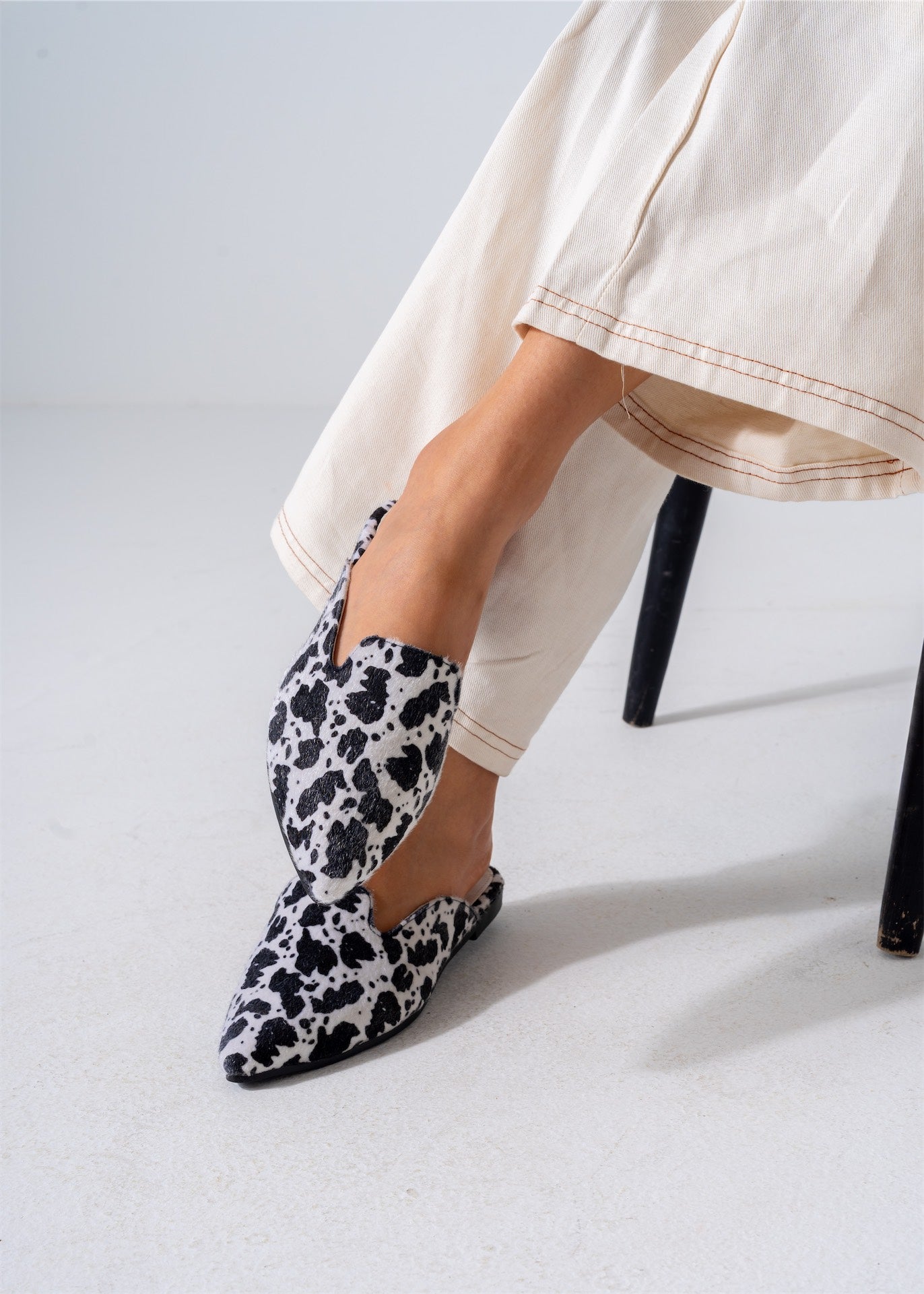 Faux Fur Animal Print Mules-black