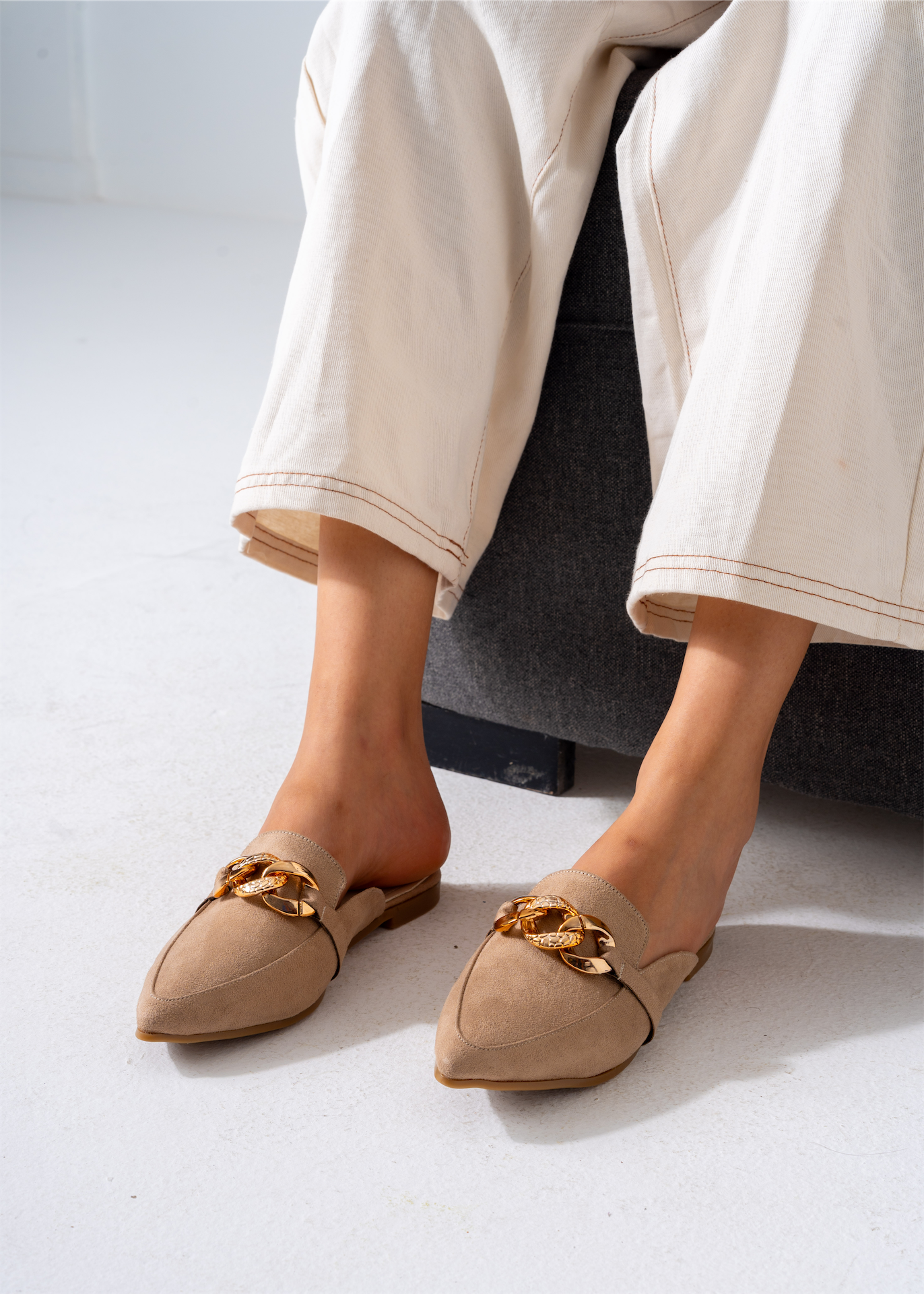 Moc-Toe Style Chain Mule-cafe
