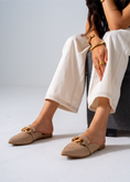 Load image into Gallery viewer, Moc-Toe Style Chain Mule-cafe
