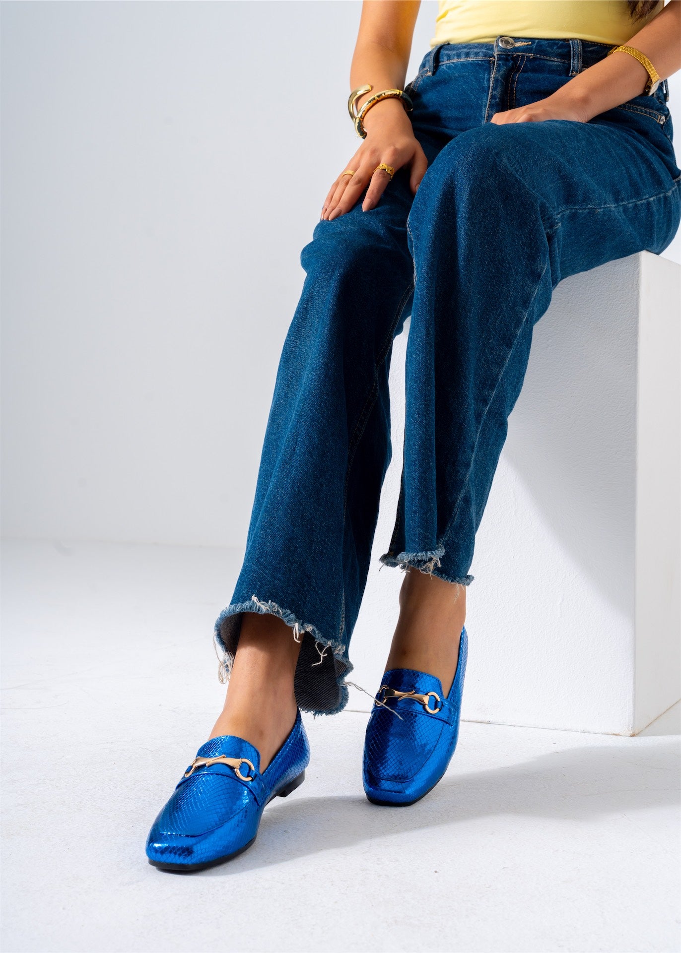 Metallic Snaffle Flat-blue