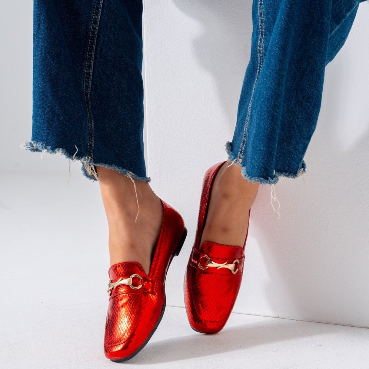 Metallic Snaffle Flat-red