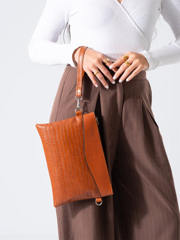 Chic Texture Clutch Bag-camel