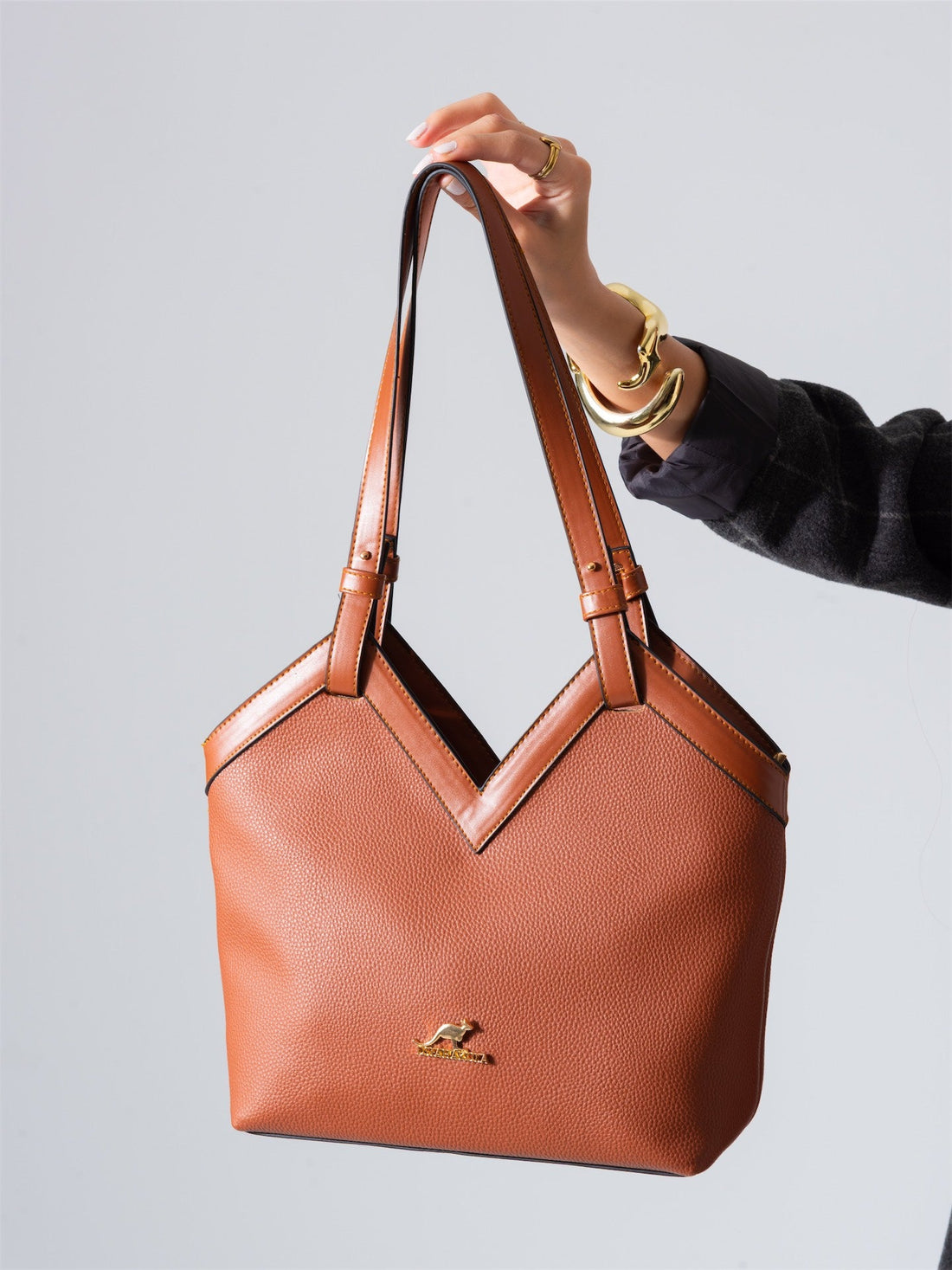 V-Cut Shoulder Bag-camel