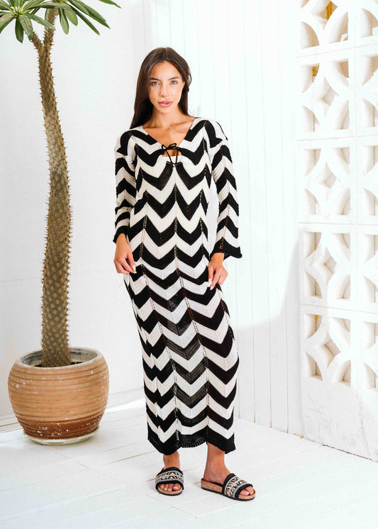 Zigzag Print Long Sleeve Dress - black