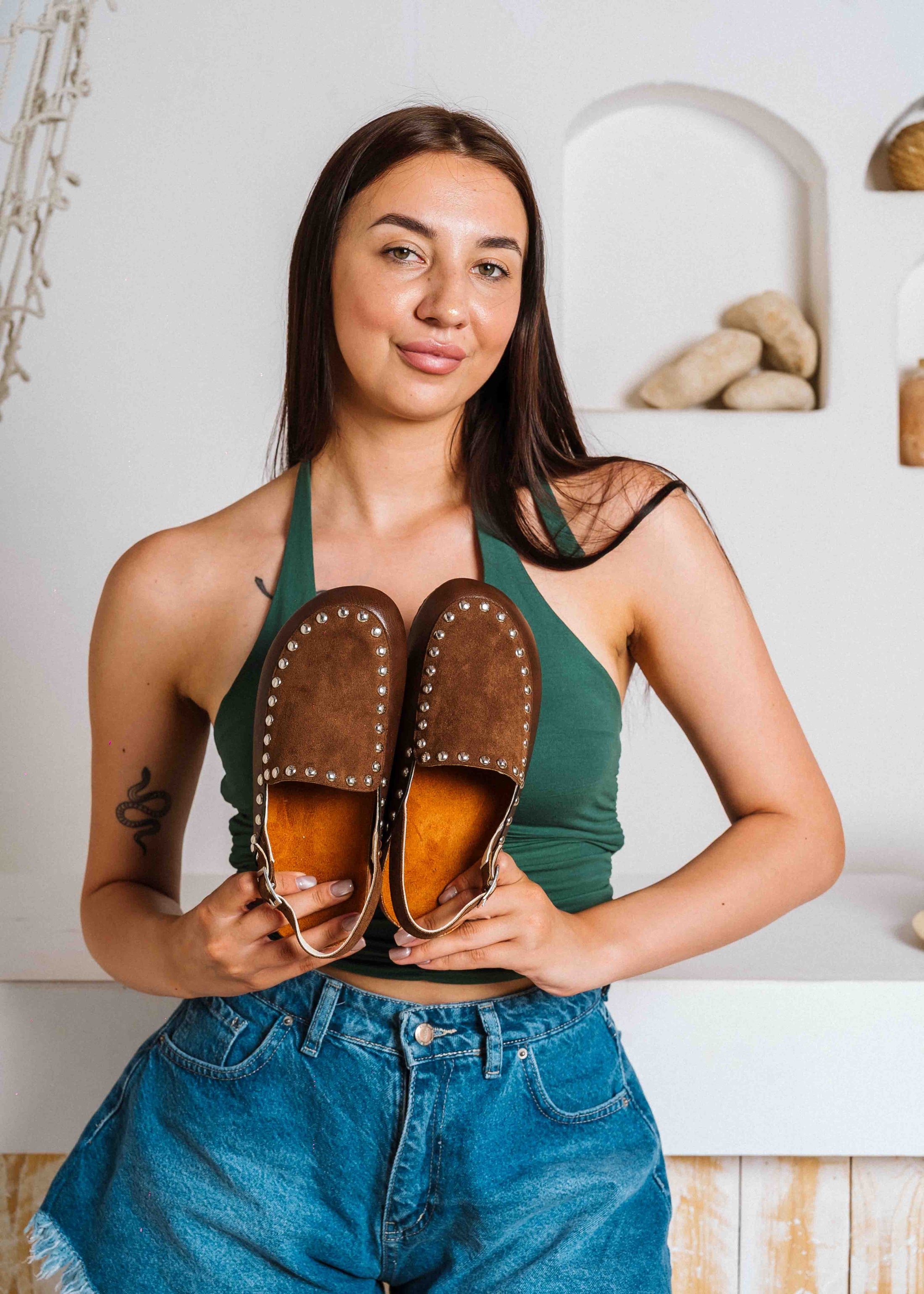 Chic Studded Slingback Clogs - brown