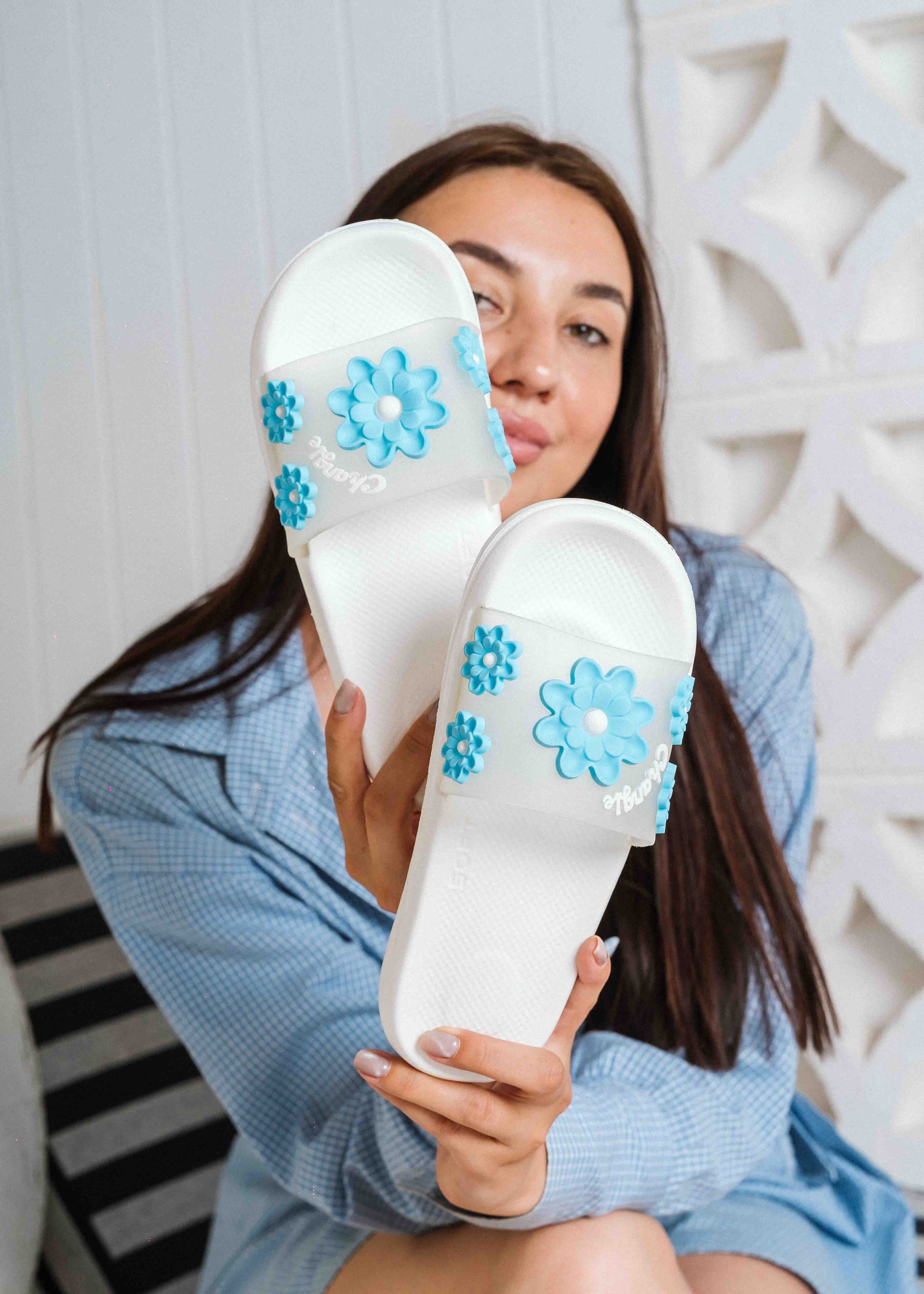 Soft Cushion Floral Summer Slides - white