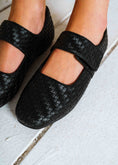 Load image into Gallery viewer, Wide-Strap Woven Flats - black
