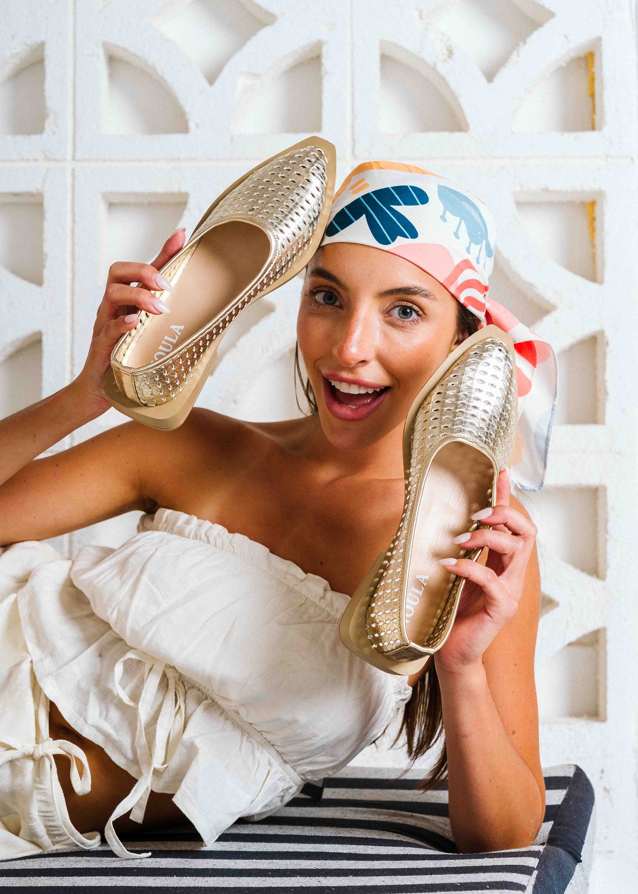 The Daily Woven Flat - gold