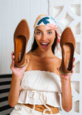 Load image into Gallery viewer, The Daily Woven Flat - camel
