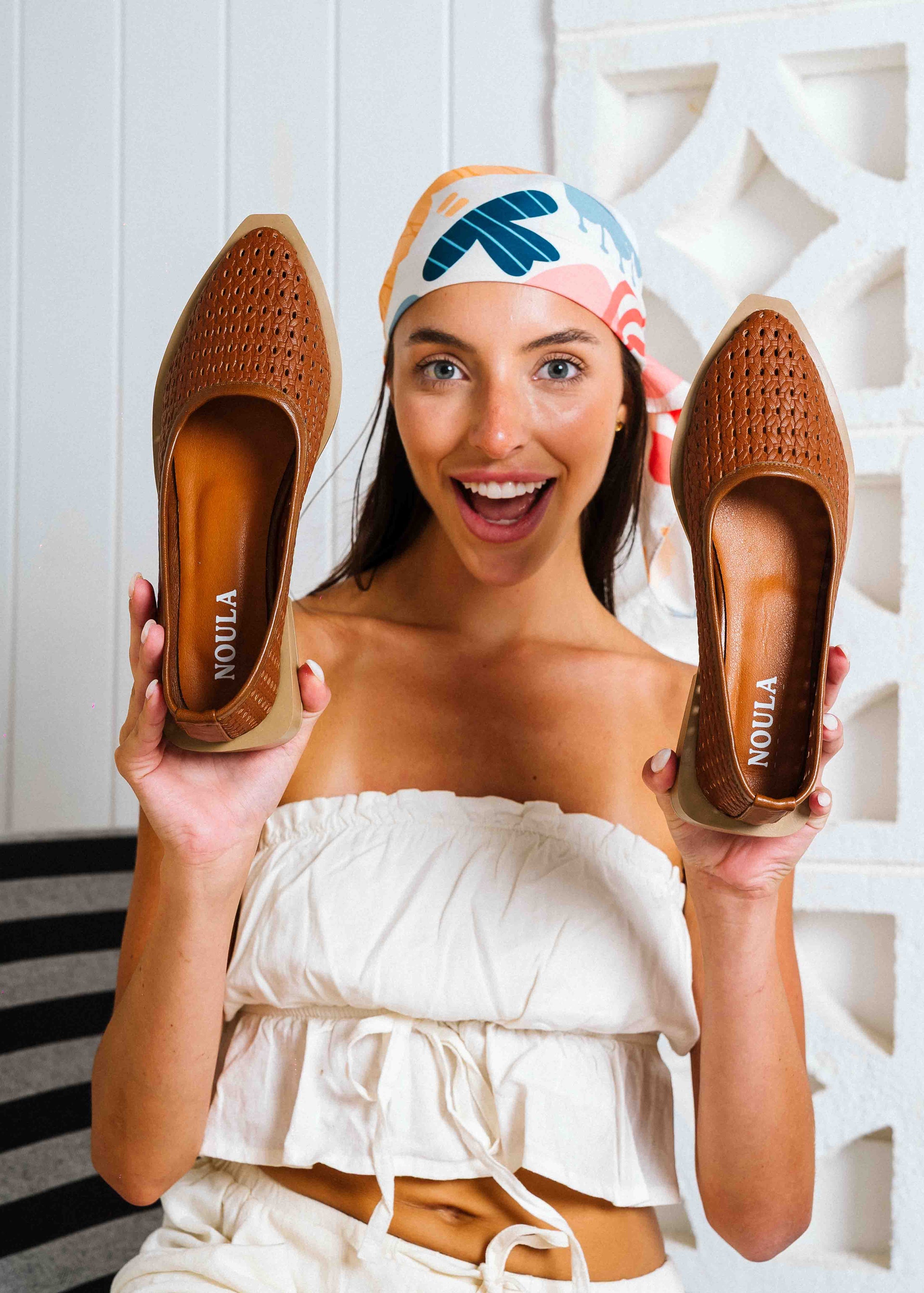 The Daily Woven Flat - camel