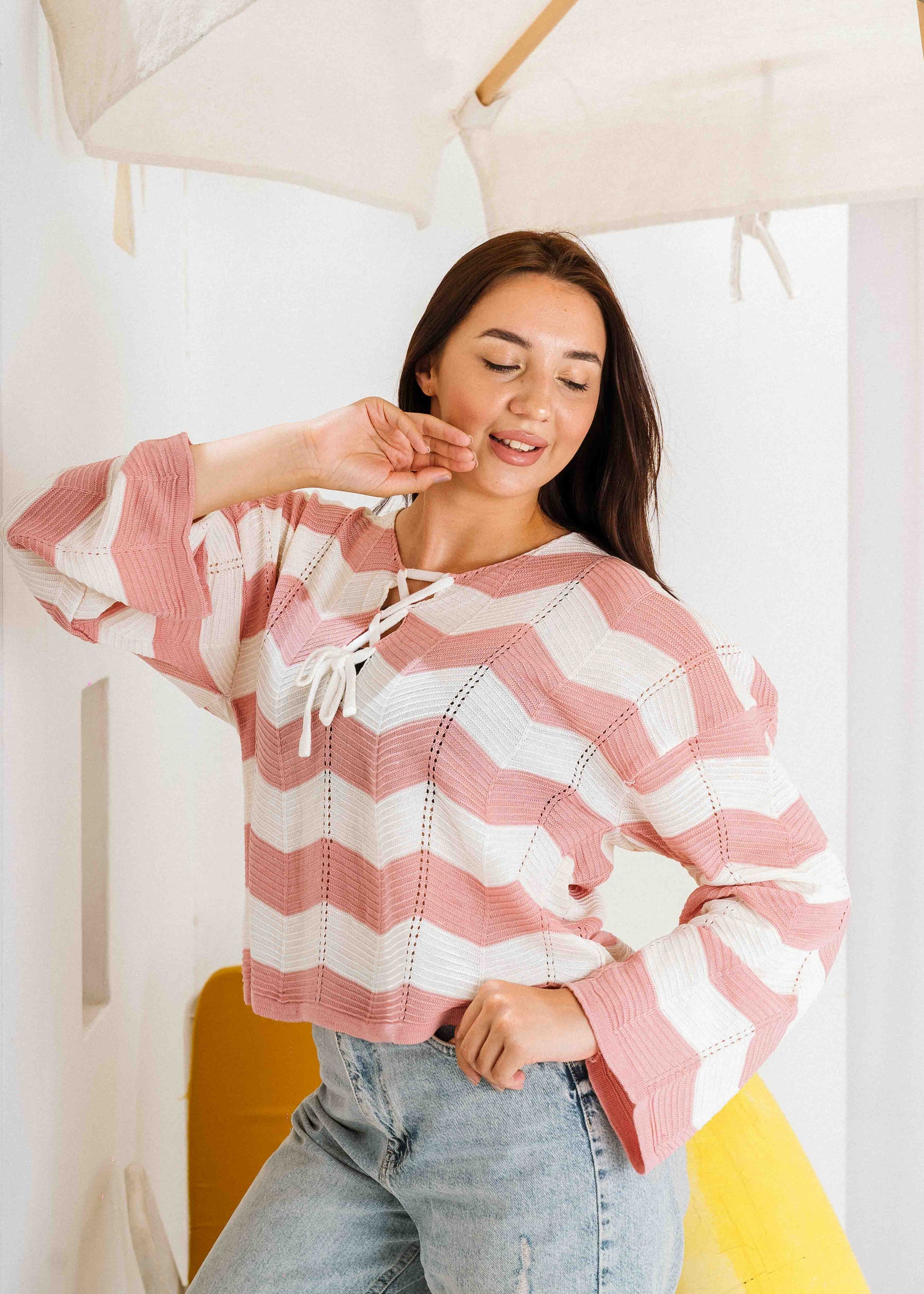 Coastal Chevron Knit Sweate - pink
