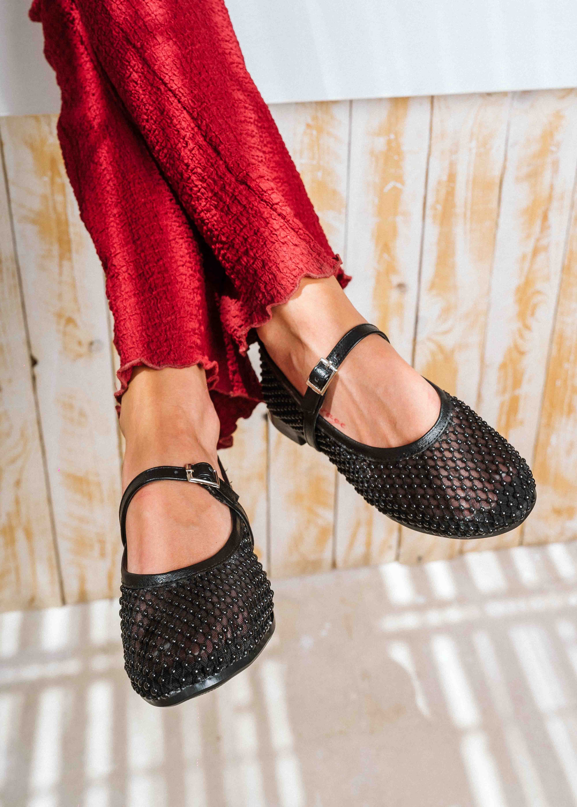Pearl Mesh Ballet Flats - black