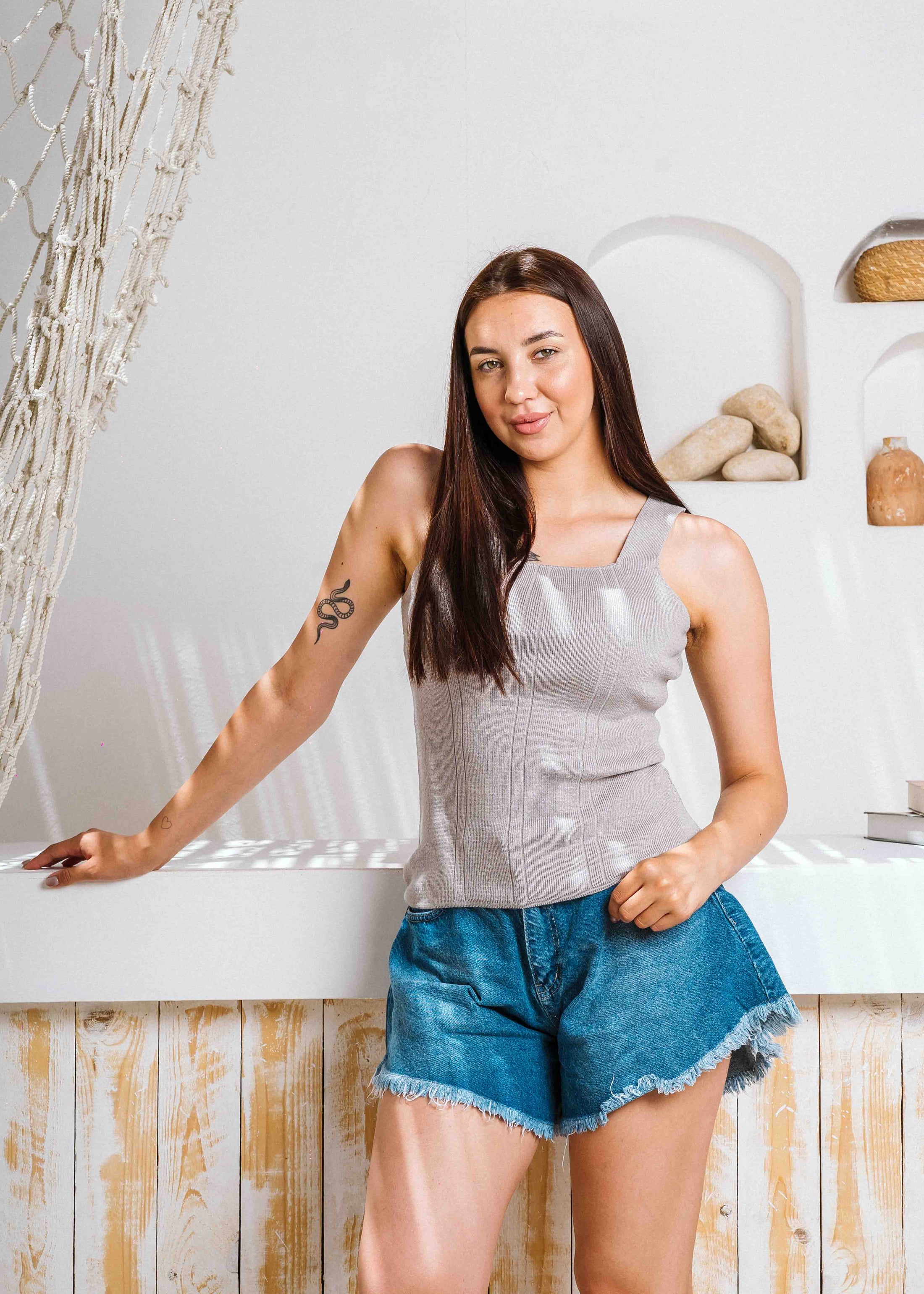 Square Neck Ribbed Knit Top - gray