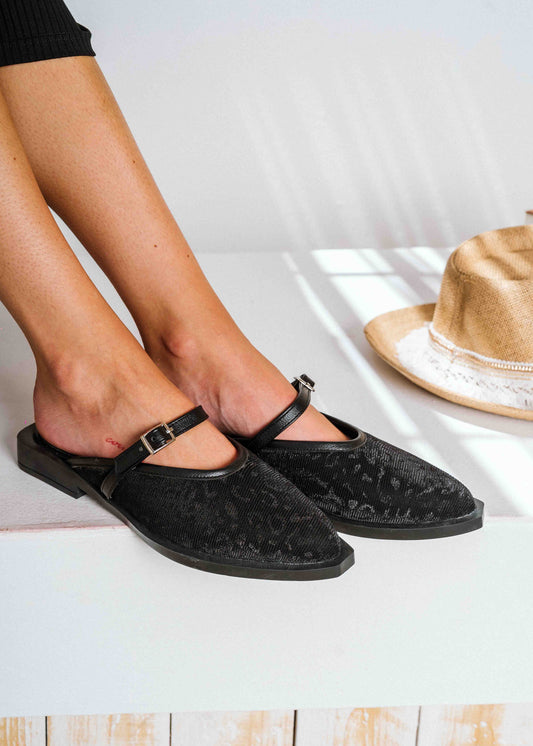 Leopard Pattern Pointed Mules - black