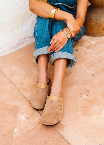 Premium Suede Clogs - caffe