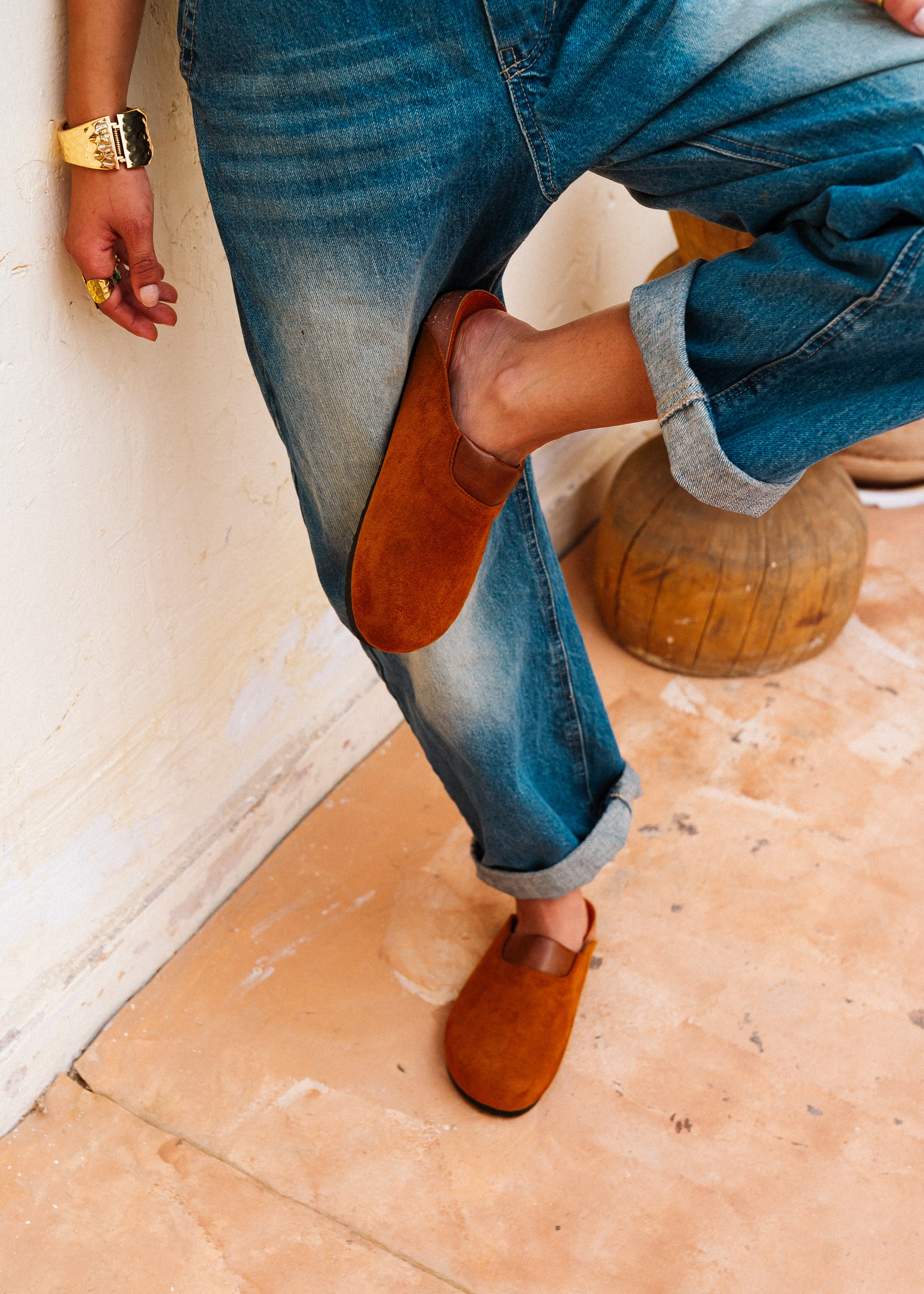 Premium Suede Clogs - camel