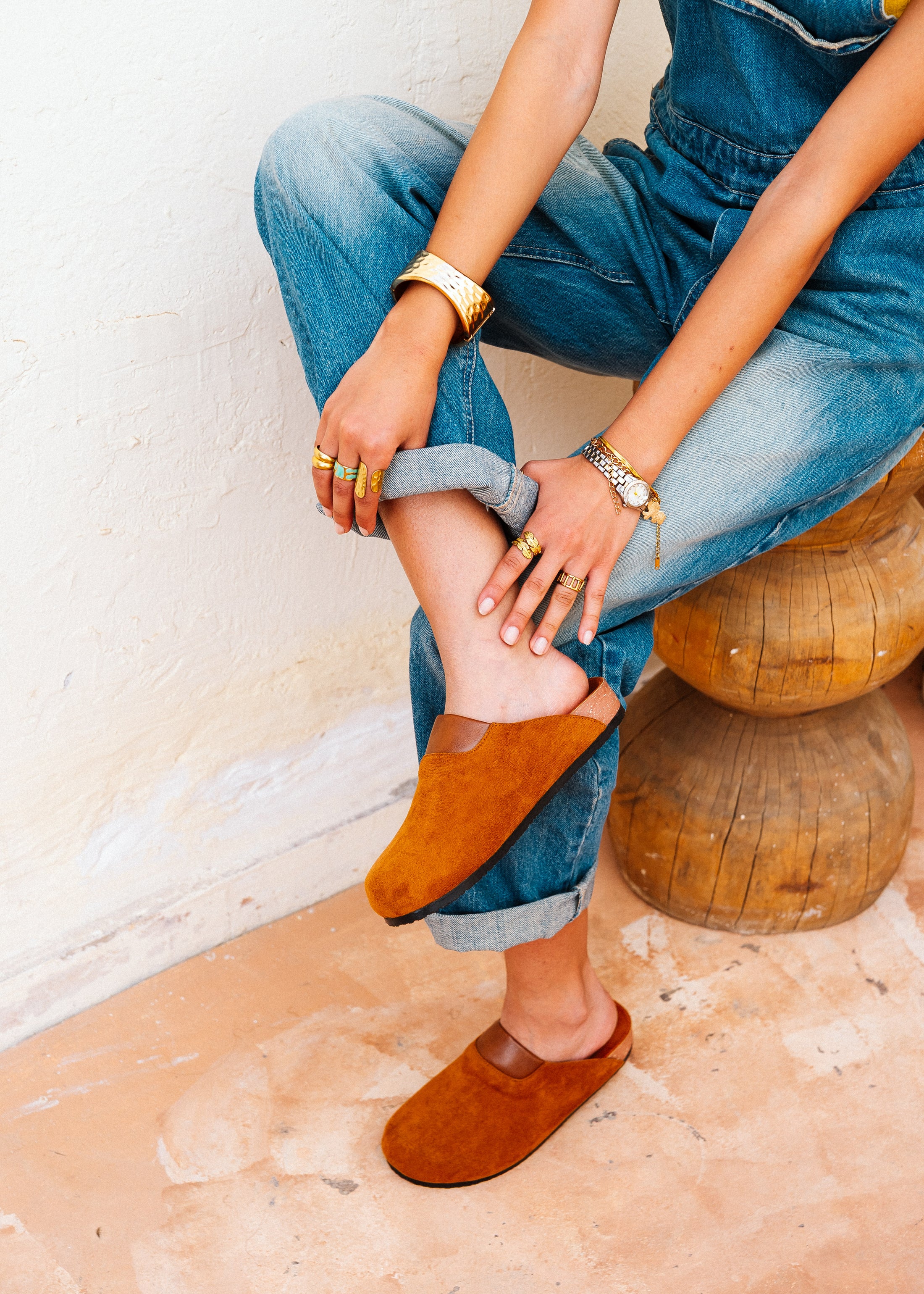 Premium Suede Clogs - camel