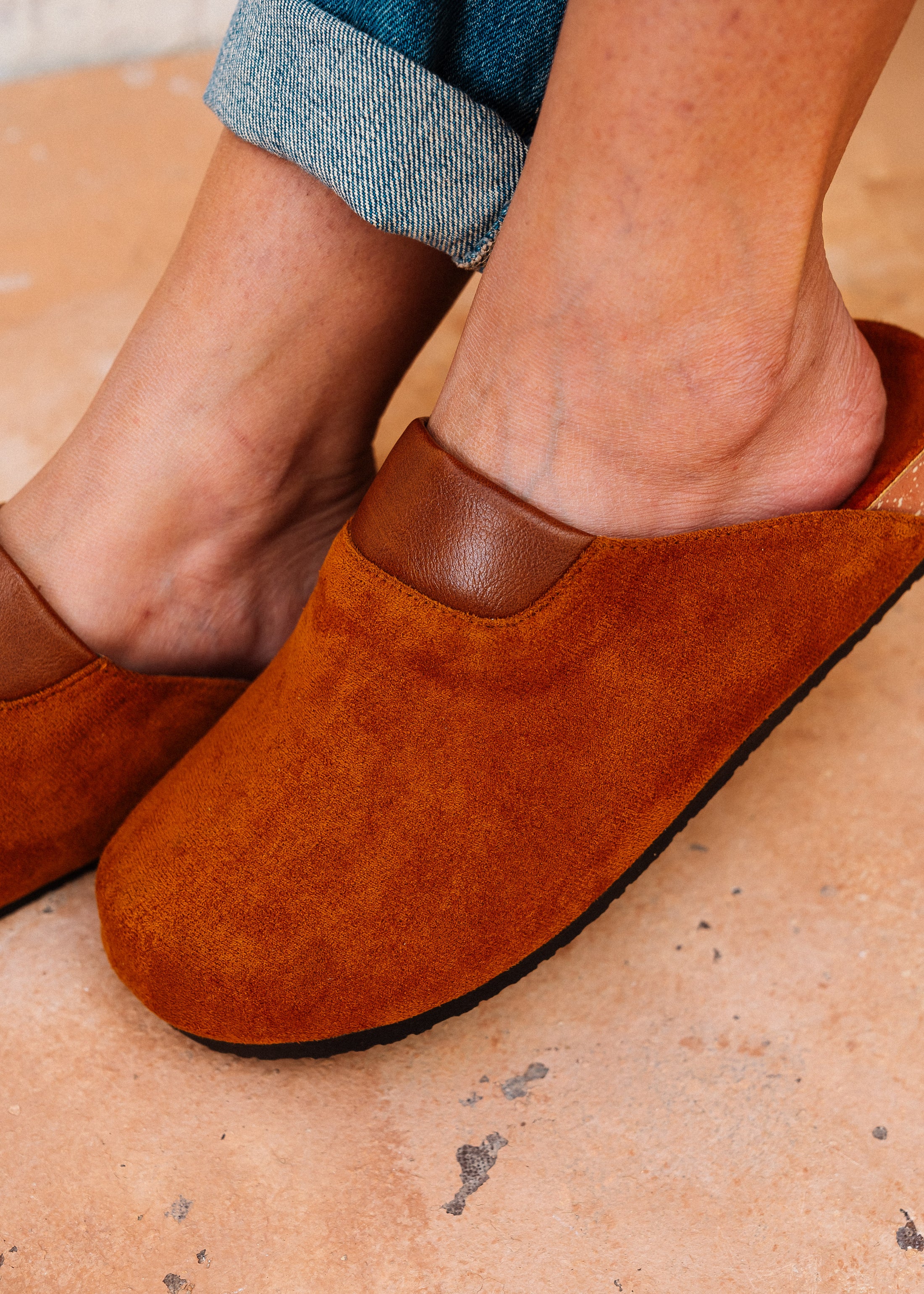Premium Suede Clogs - camel
