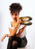 Load image into Gallery viewer, Essential Round-Toe Flats - olive
