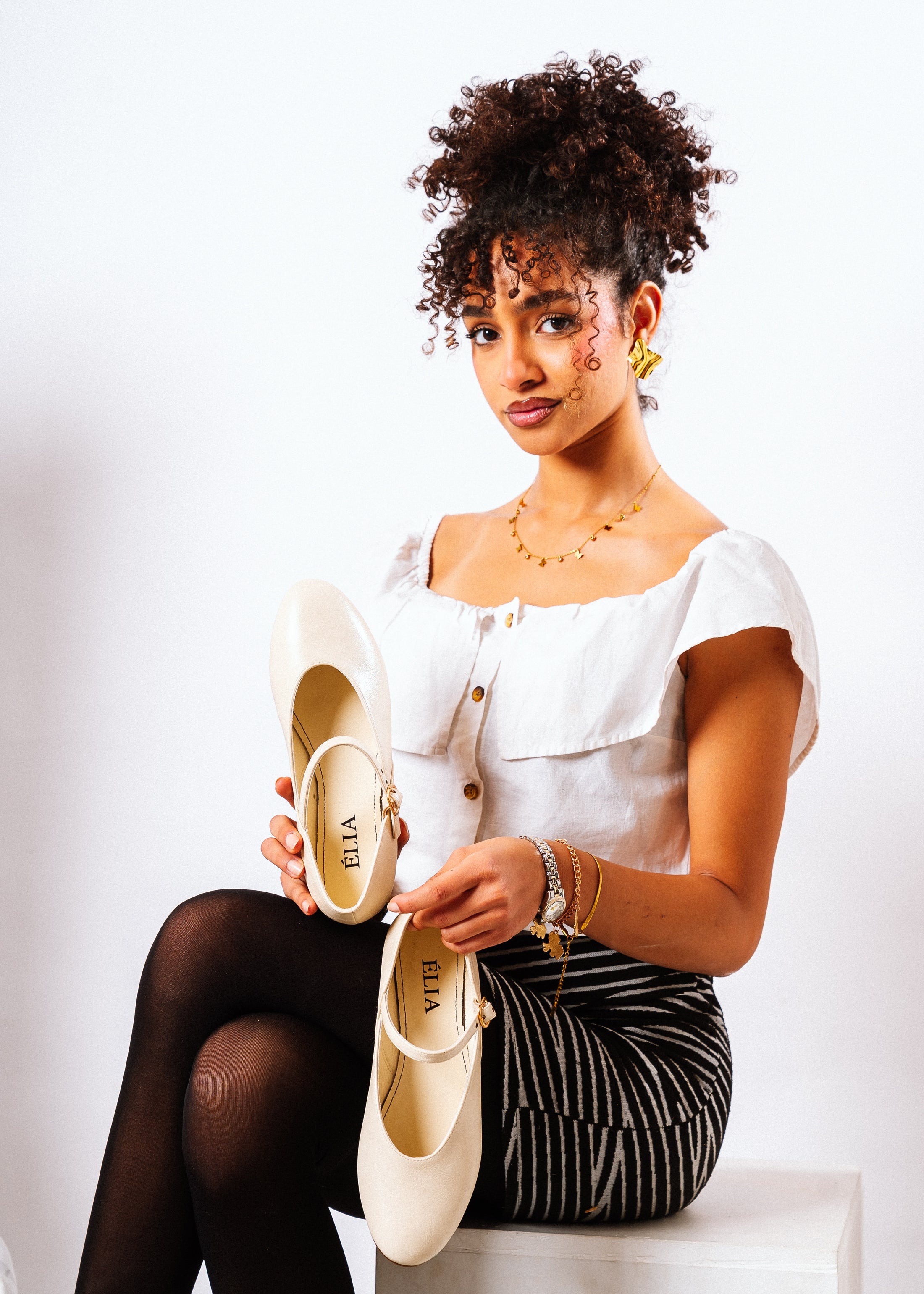 Essential Round-Toe Flats - beige