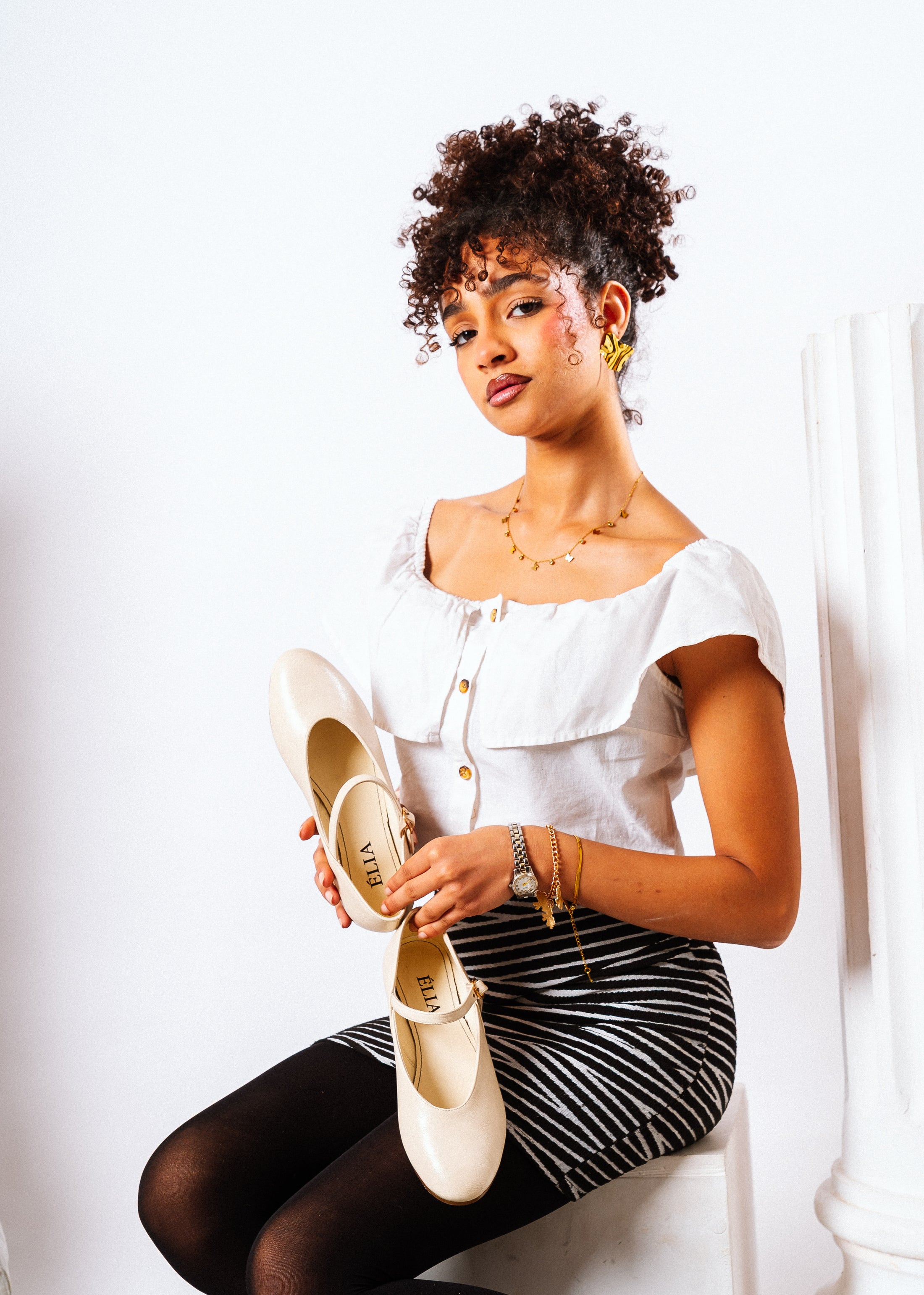 Essential Round-Toe Flats - beige