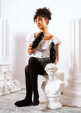 Load image into Gallery viewer, Essential Round-Toe Flats - black
