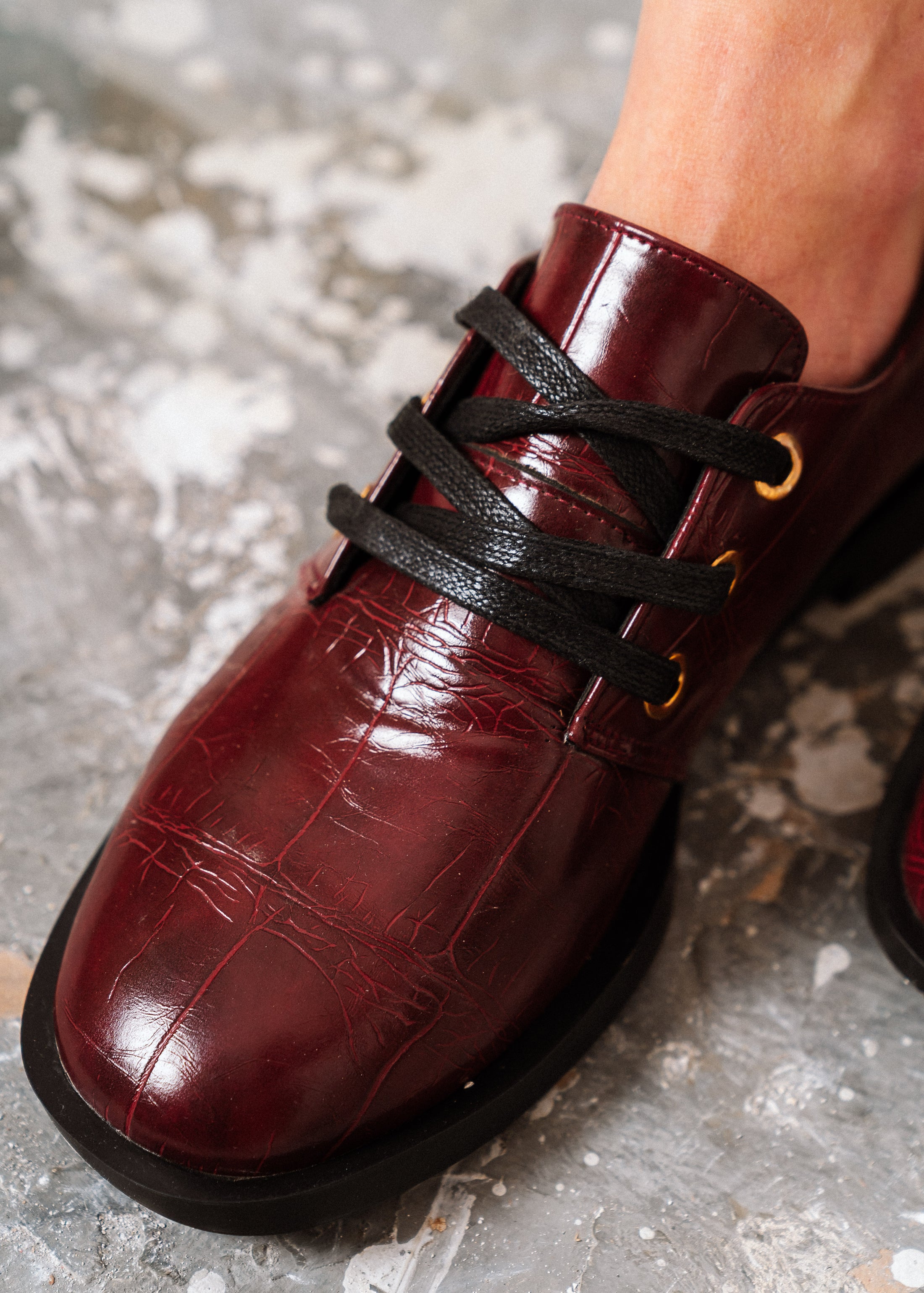Classic Everyday Oxford Flats - maroon