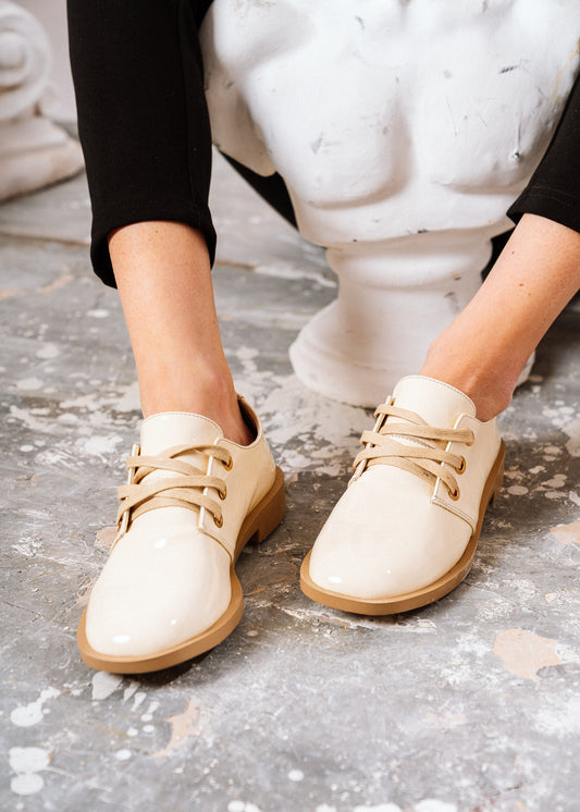 Classic High-Shine Flat Shoes - beige
