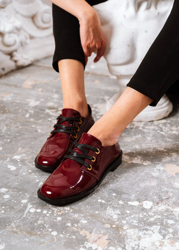 Classic High-Shine Flat Shoes - maroon