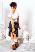 Load image into Gallery viewer, The Suede Heritage Flat - brown
