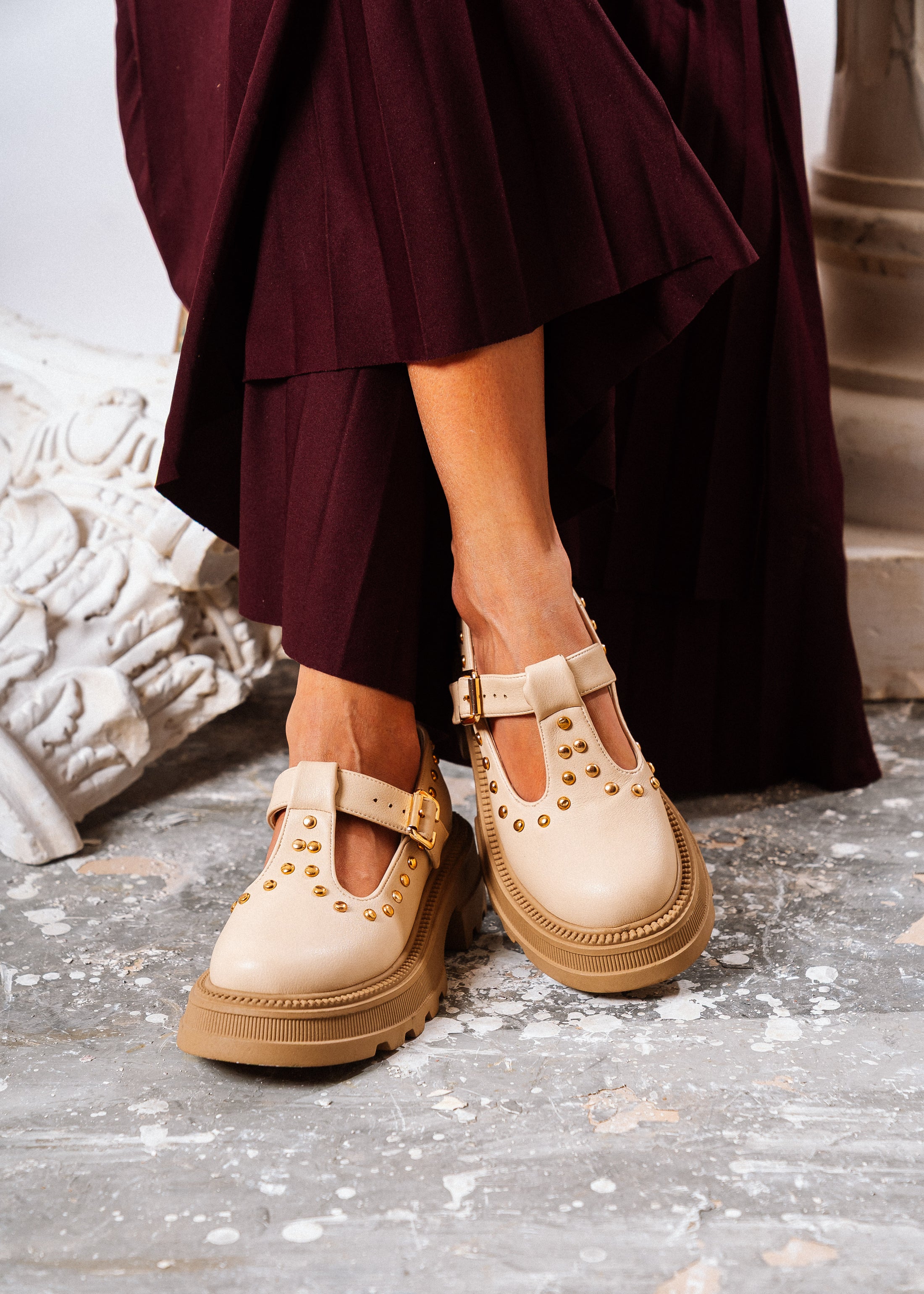 Edgy Chunky T-Strap Loafers - beige