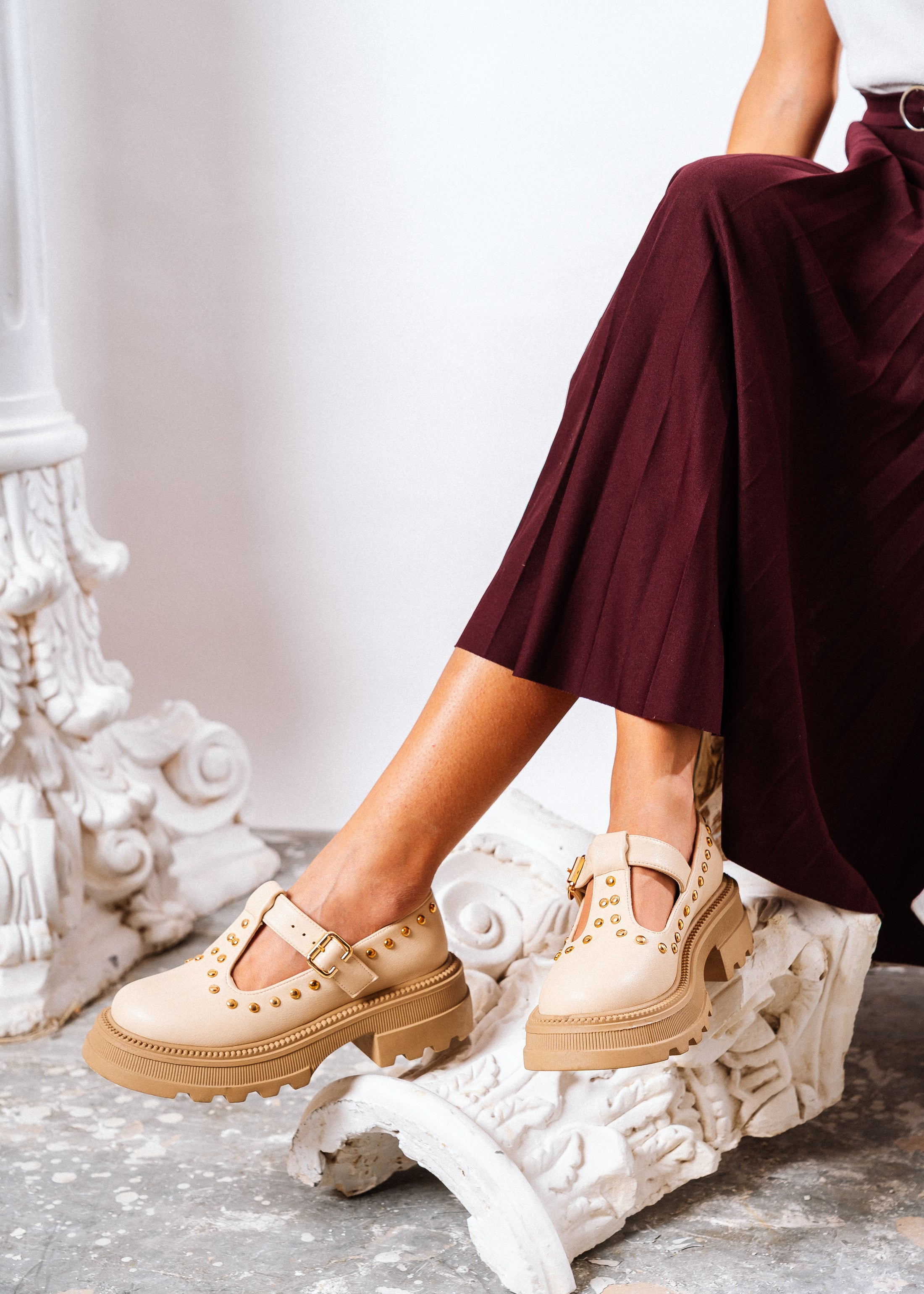 Edgy Chunky T-Strap Loafers - beige