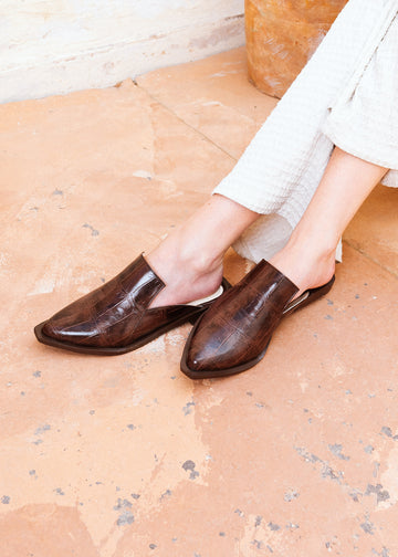 Croc-Embossed Pointed-Toe Mules - brown