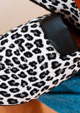 Load image into Gallery viewer, Textured Animal Pattern Clogs - black
