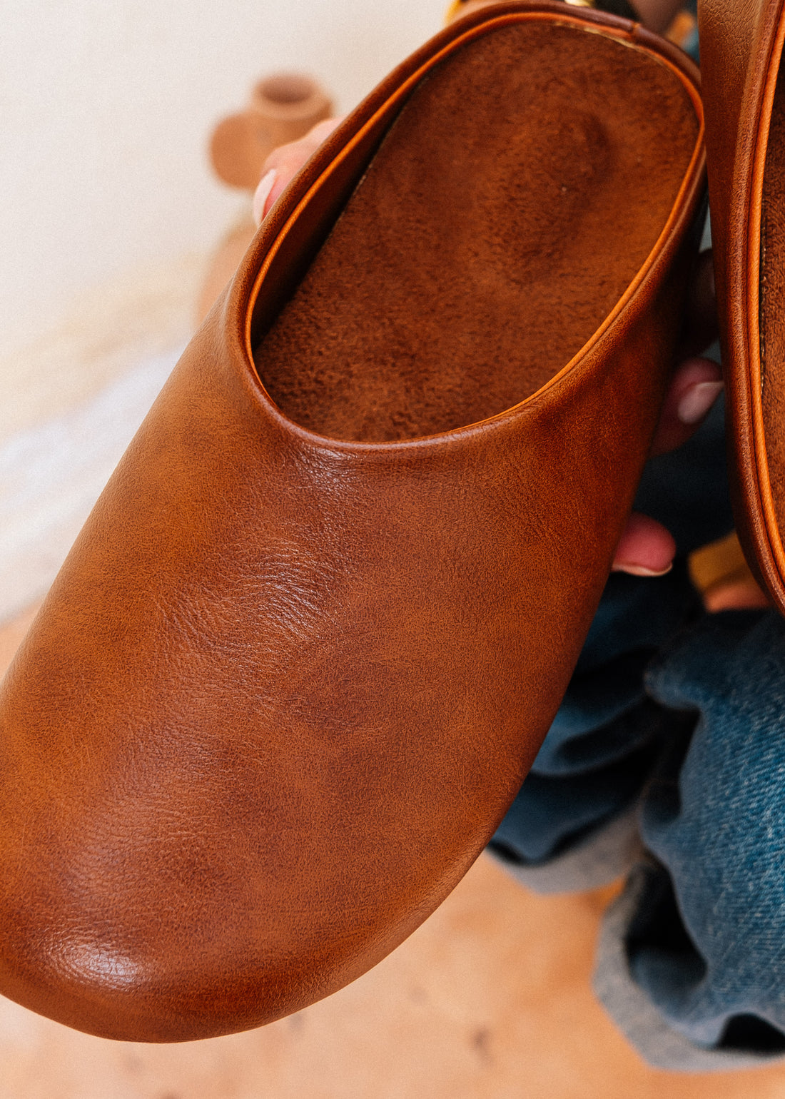 Essential Rounded-Toe Clogs - camel