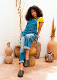 Load image into Gallery viewer, Essential Rounded-Toe Clogs - olive
