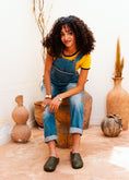 Load image into Gallery viewer, Essential Rounded-Toe Clogs - olive
